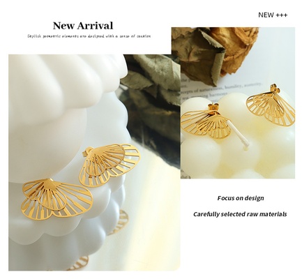 Pendientes creativos de mariposa danzante