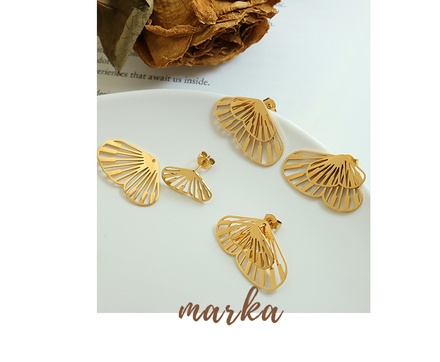 Pendientes creativos de mariposa danzante