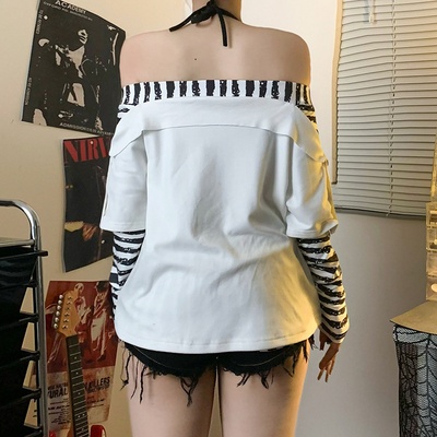 Top estampado para mujer con hombros descubiertos, estilo Millennial Y2K, a rayas y en colores contrastantes.