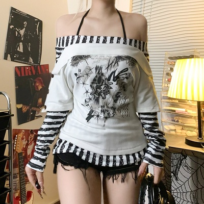 Top estampado para mujer con hombros descubiertos, estilo Millennial Y2K, a rayas y en colores contrastantes.